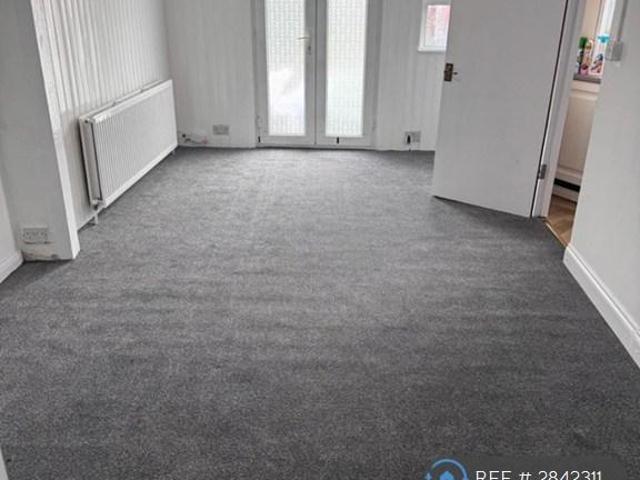 Flat for rent in London Borough of Hounslow, Osterley