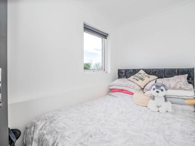Apartment for rent in Staddiscombe, Mount Wise