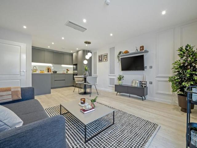Apartment for rent in New Town, Monks Orchard
