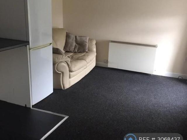 Apartment for rent in Oswaldtwistle, Hyndburn