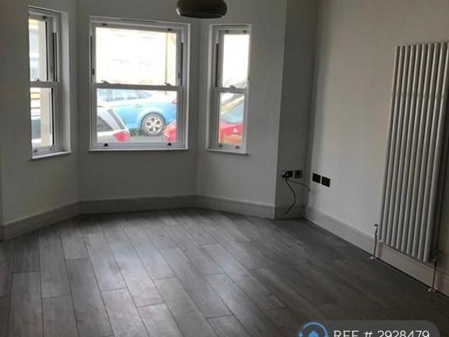 Apartment for rent in St. Lawrence, Acol