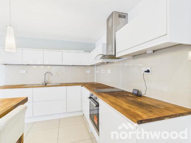Apartment for rent in Golden Valley, Folkestone and Hythe