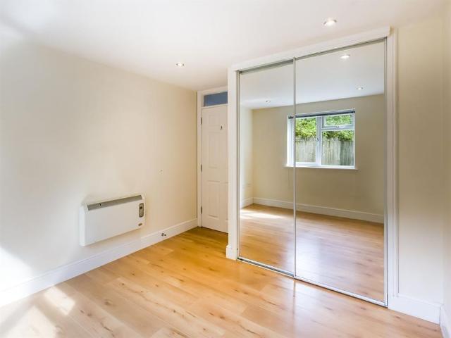Apartment for rent in St Denys, Southampton