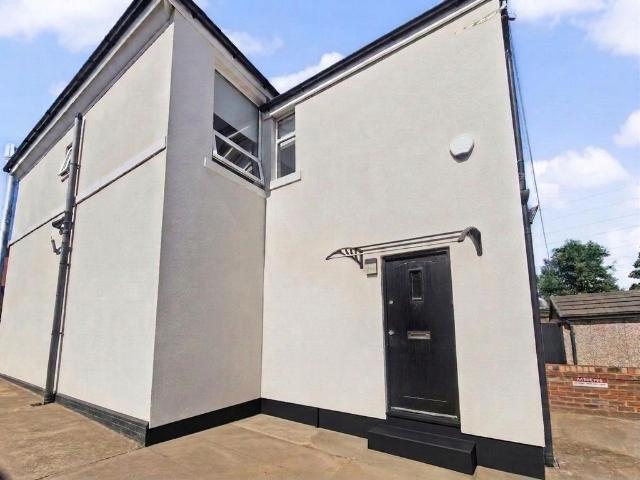 Flat for rent in Kirkhams, Bury