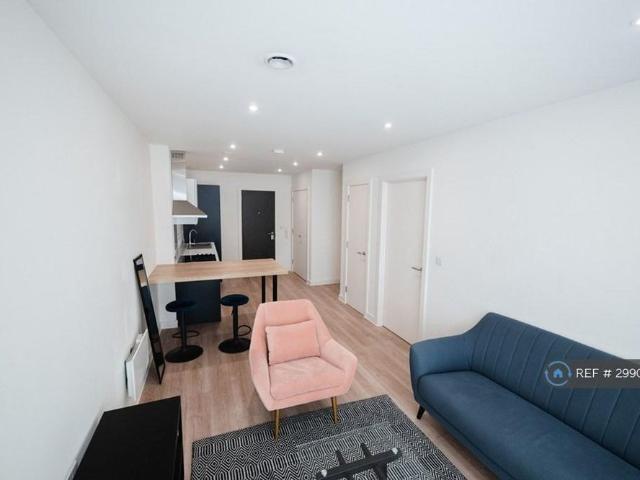 Apartment for rent in City Centre, Salford