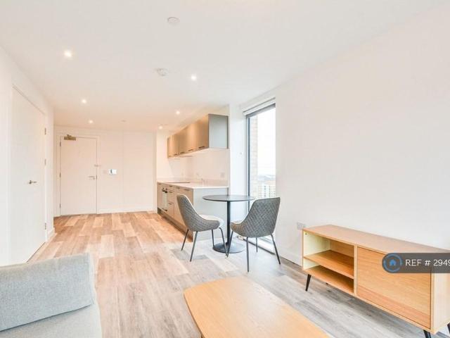 Apartment for rent in City Centre, Georgia