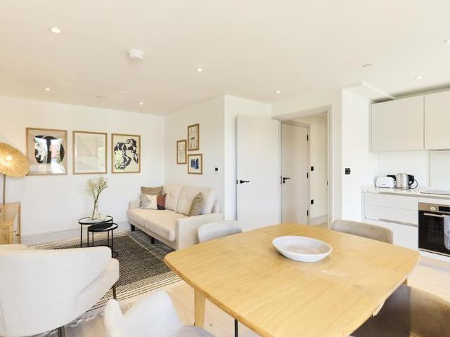 Apartment for rent in London Borough of Merton, Greater London