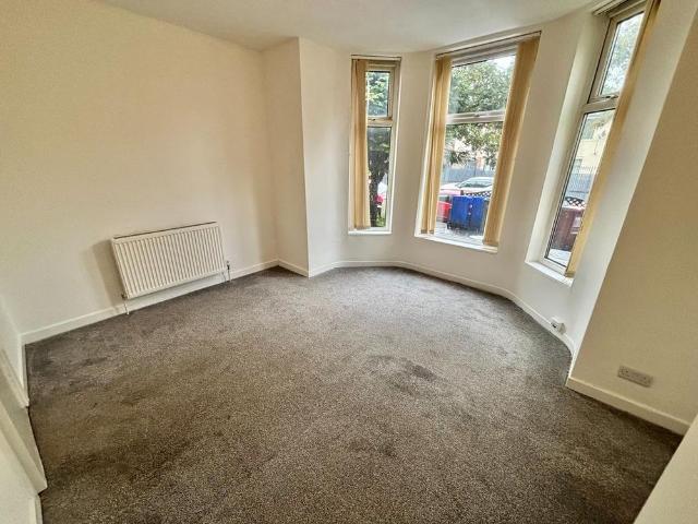 Apartment for rent in Crumpsall, Manchester