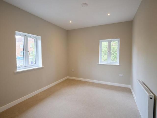 Apartment for rent in Fleet, Hart