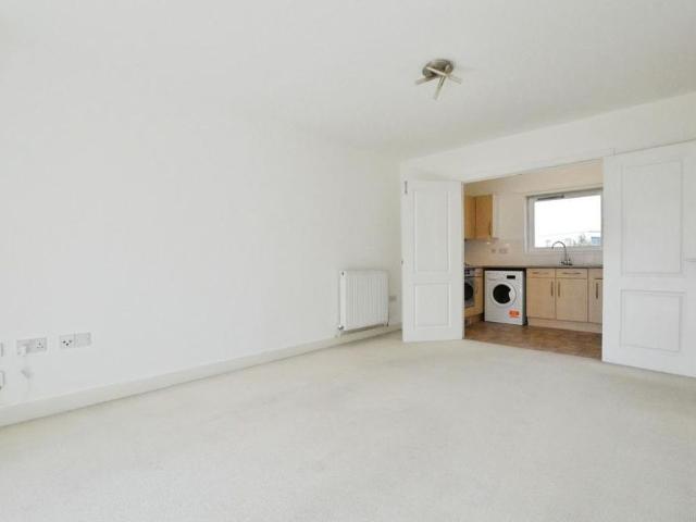 Apartment for rent in St Albans, Five Acres
