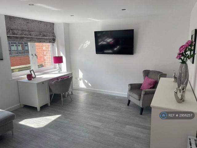 Apartment for rent in The Meadows, Haddon