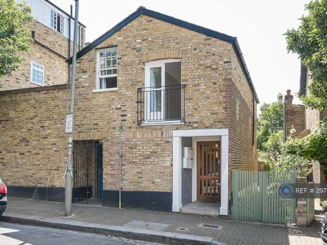 Flat for rent in Clapham Junction, Greater London