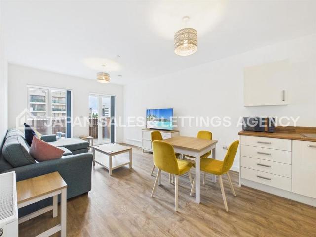 Apartment for rent in Hayes, Greater London