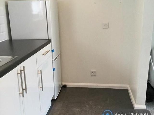 Apartment for rent in London Borough of Newham, Greater London