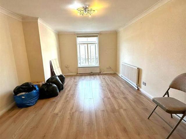 Flat for rent in Greater London