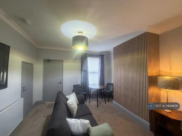 Flat for rent in Hillfields, West Midlands