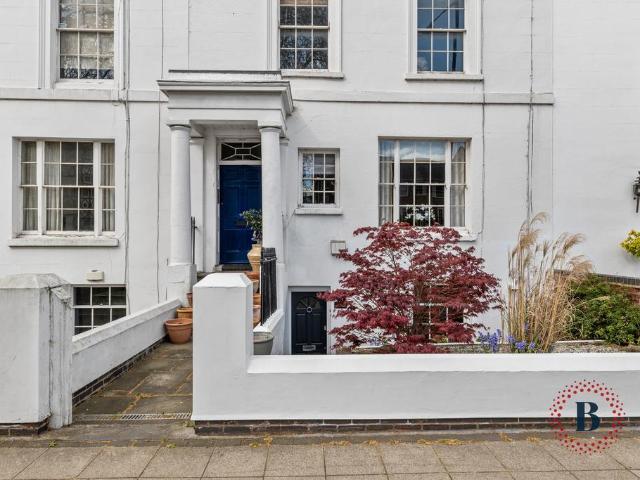 Flat for rent in Lillington, Green Close