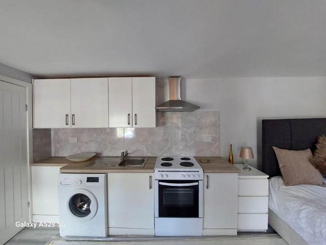 Flat for rent in Spring Park, Luton
