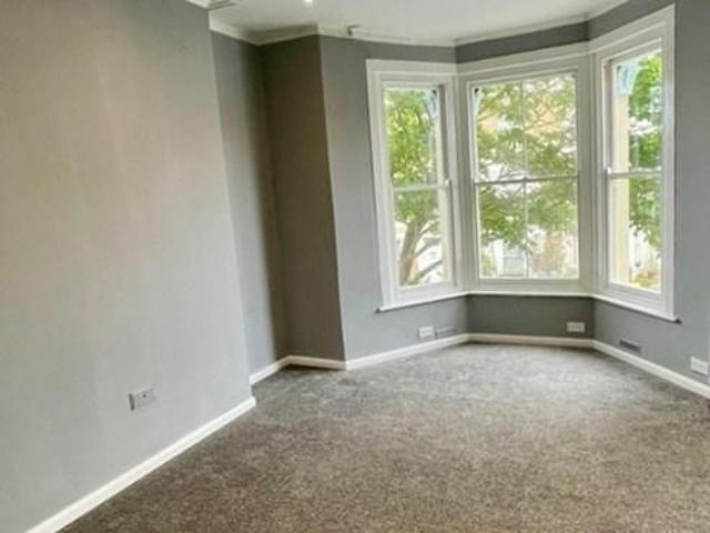Apartment for rent in Westbrook, Acol