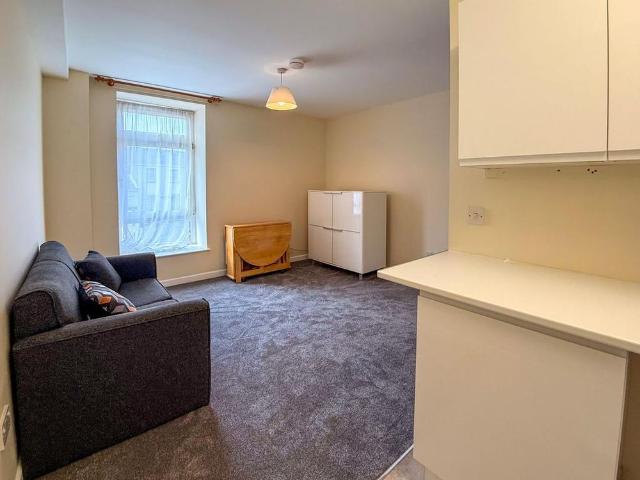 Apartment for rent in Westminster, Victoria