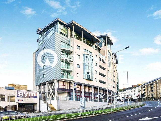 Flat for rent in West Hoe, Mount Wise