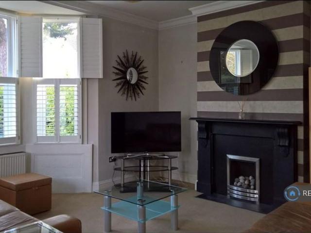 Apartment for rent in Aldrington
