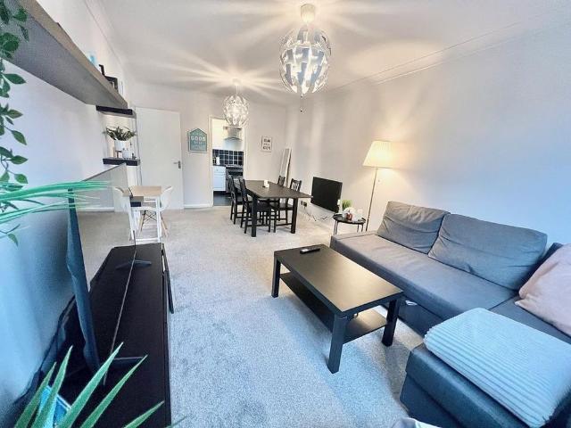 Apartment for rent in Helford, Hampshire