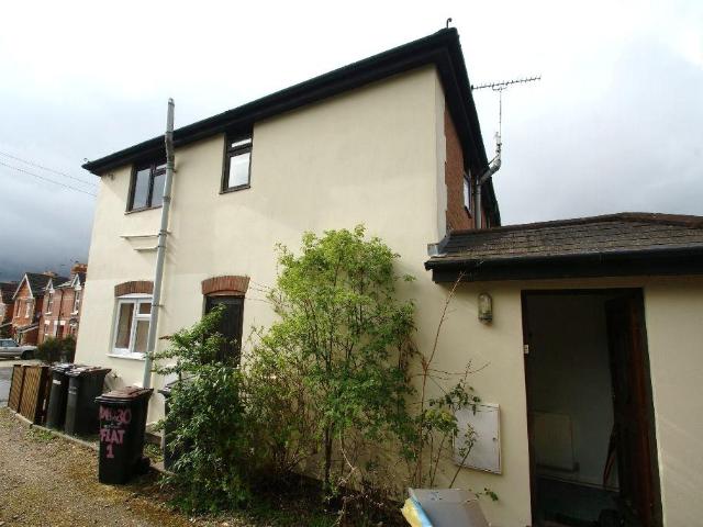 Flat for rent in Barton Stacey, Hampshire