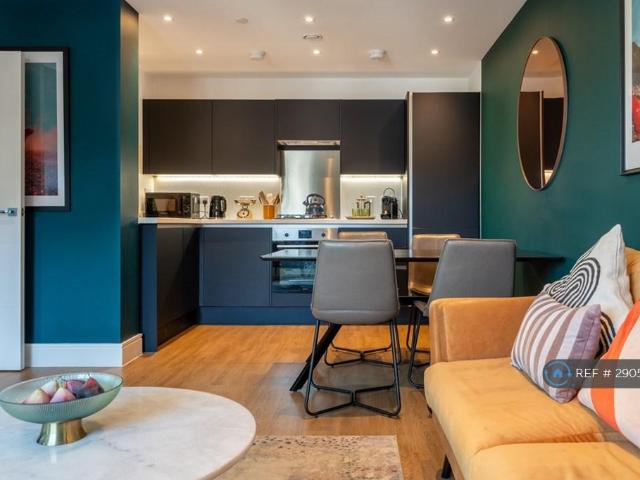 Flat for rent in Daws Hill, Cressex