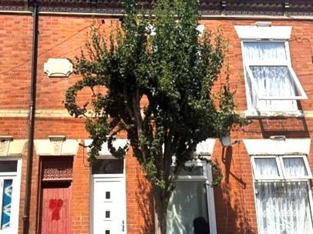 Flat for rent in Highfields, Old Wharf