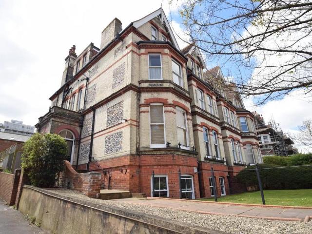 Flat for rent in Eastbourne, East Sussex