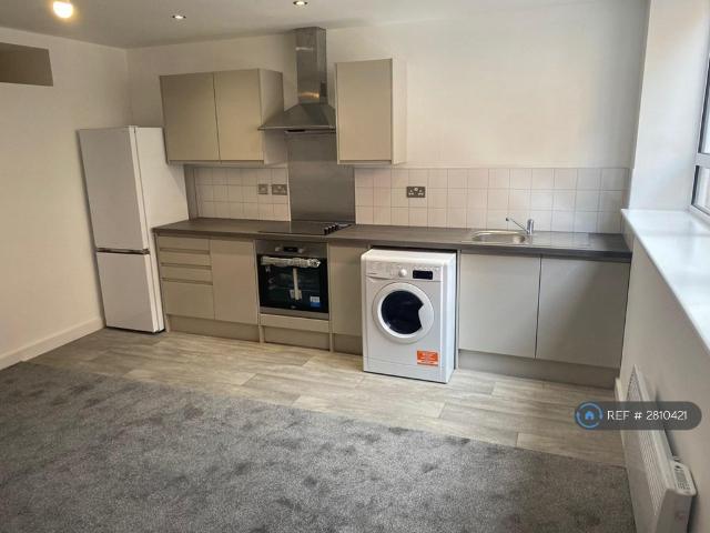 Flat for rent in Potters Corner, East Midlands