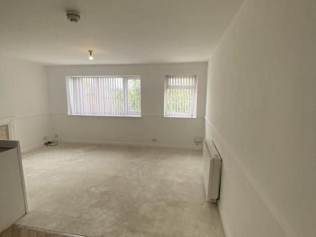Apartment for rent in Avenues, Hull