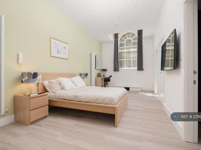 Apartment for rent in Birkenhead, Wirral