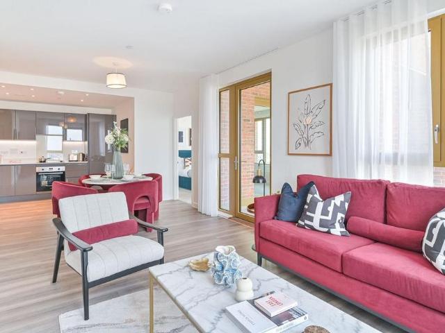 Apartment for rent in Clifton Estate, Greater London