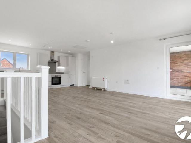 Apartment for rent in Castle Hill, Monks Orchard