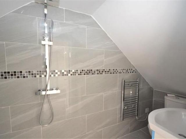 Apartment for rent in St Albans, Five Acres