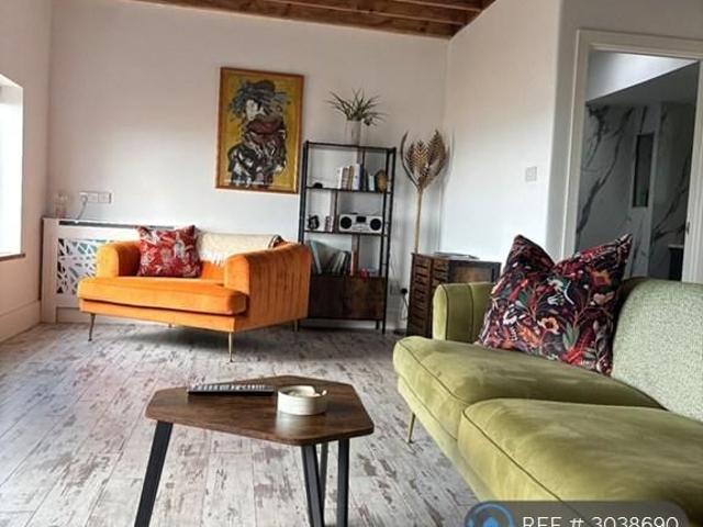 Apartment for rent in Westbrook, Acol