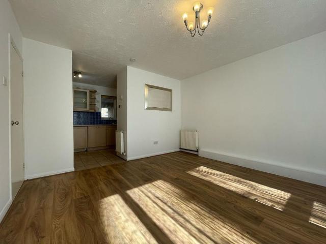 Apartment for rent in London Borough of Hammersmith and Fulham, Greater London
