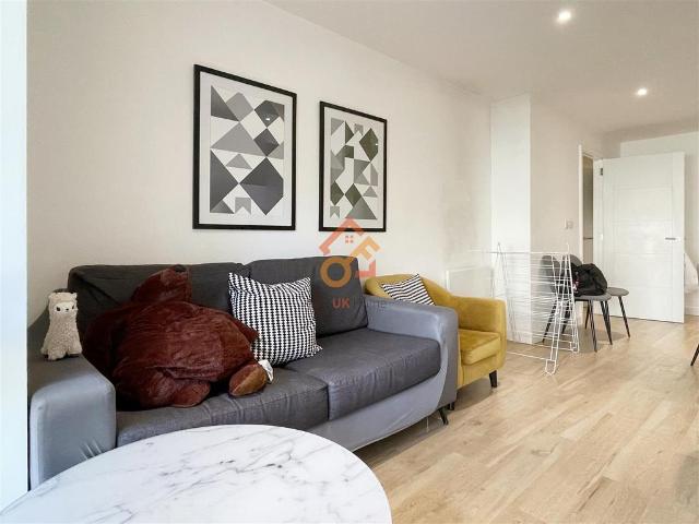 Flat for rent in Colindale, Isle Of Man