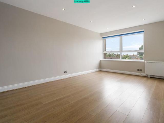 Apartment for rent in Southgate, Oakwood