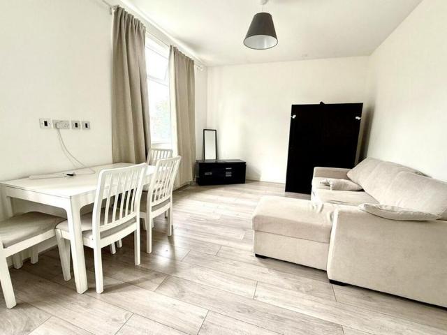 Apartment for rent in Hendon Central, The Hyde