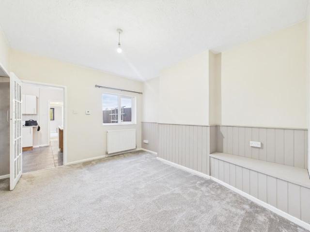 Apartment for rent in Wotton, Gloucester