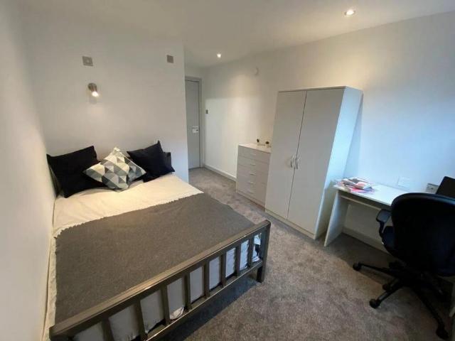 Room for rent in The Meadows, Haddon