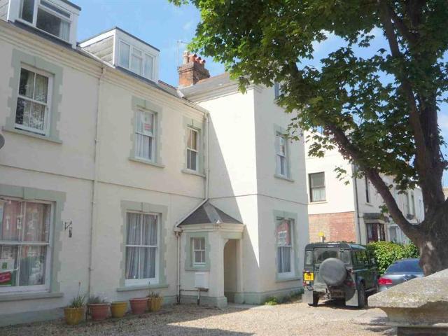 Flat for rent in Rumwell, Somerset