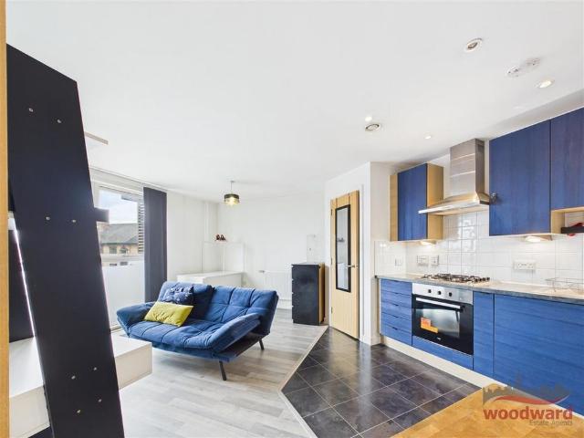 Apartment for rent in Wealdstone, Greater London