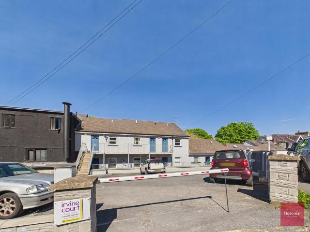 Flat for rent in Thistleboon, Mumbles ,the