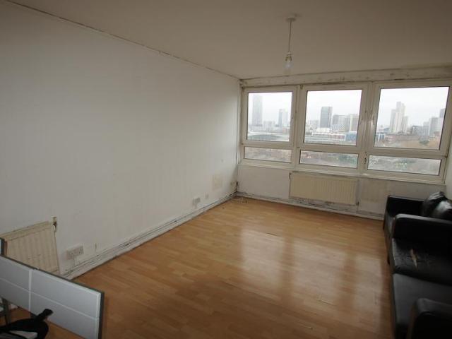 Flat for rent in West Ham, Greater London