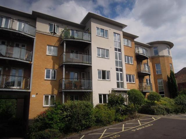 Flat for rent in Hill, City Of Southampton