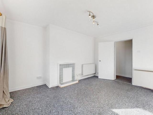 Flat for rent in London Borough of Croydon, Thornton Heath